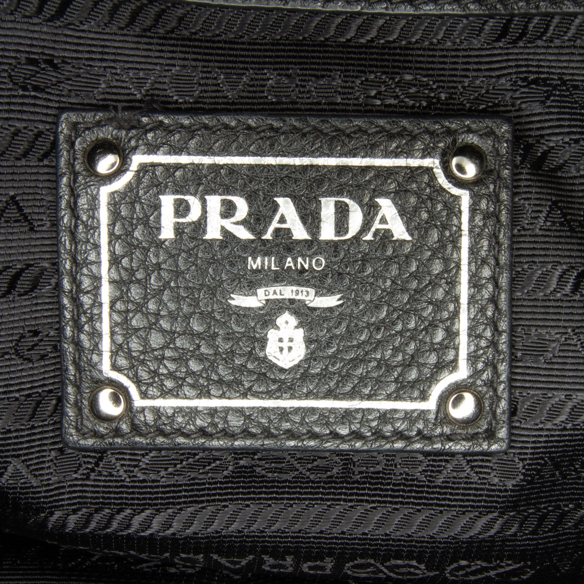 Prada Vitello Daino Side Zip Tote (SHG-G8aLLR)