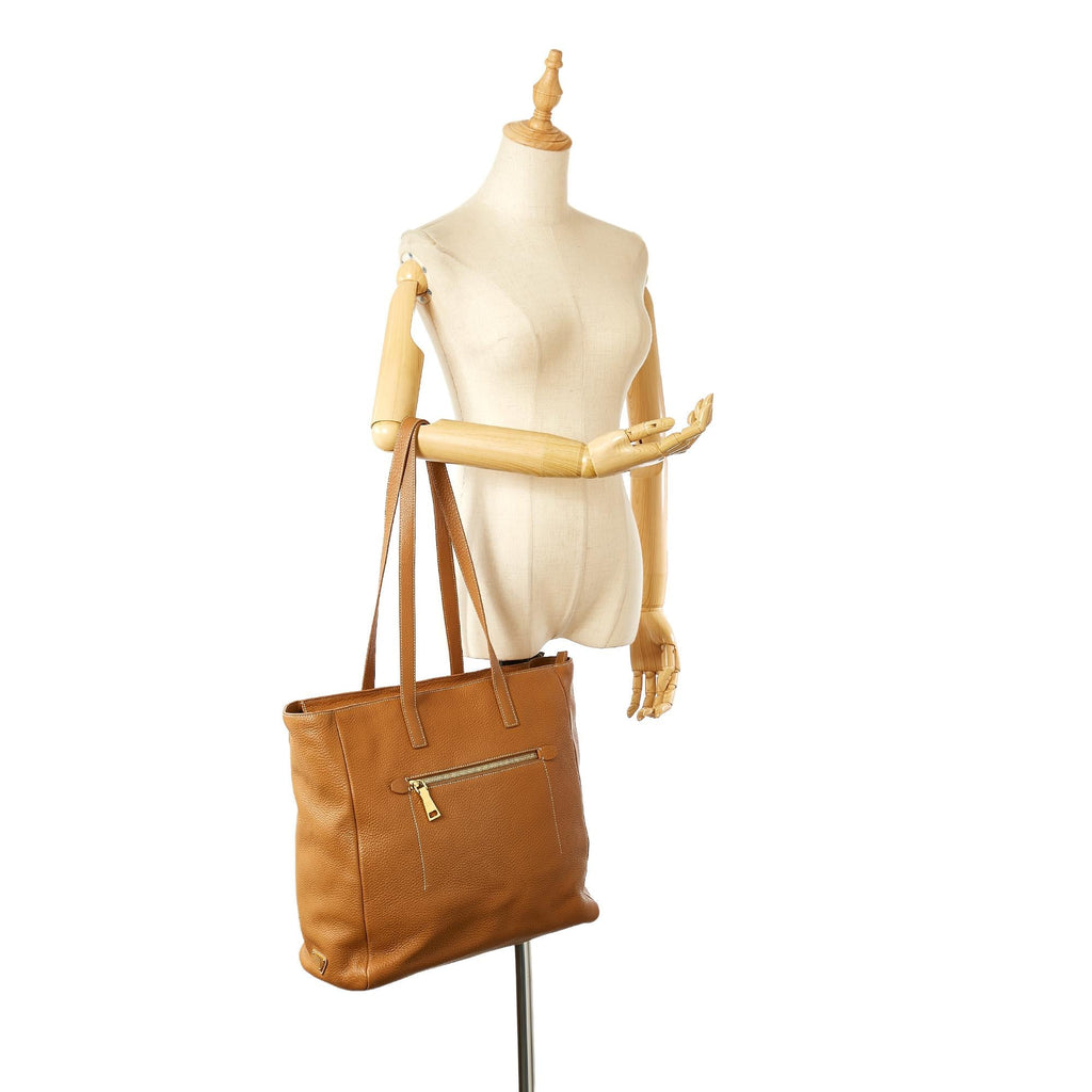 Prada Vitello Daino Tote Bag (SHG-22230)