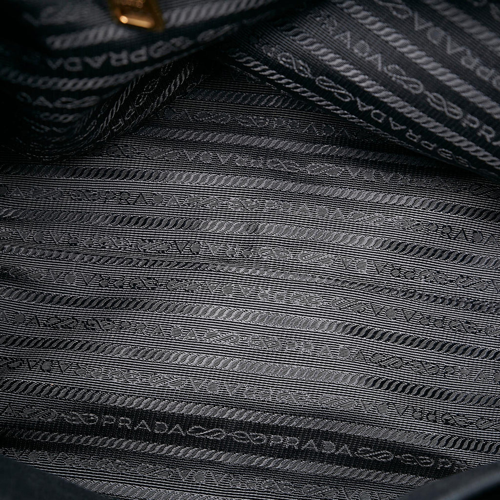 Prada Vitello Daino Tote Bag (SHG-28613)