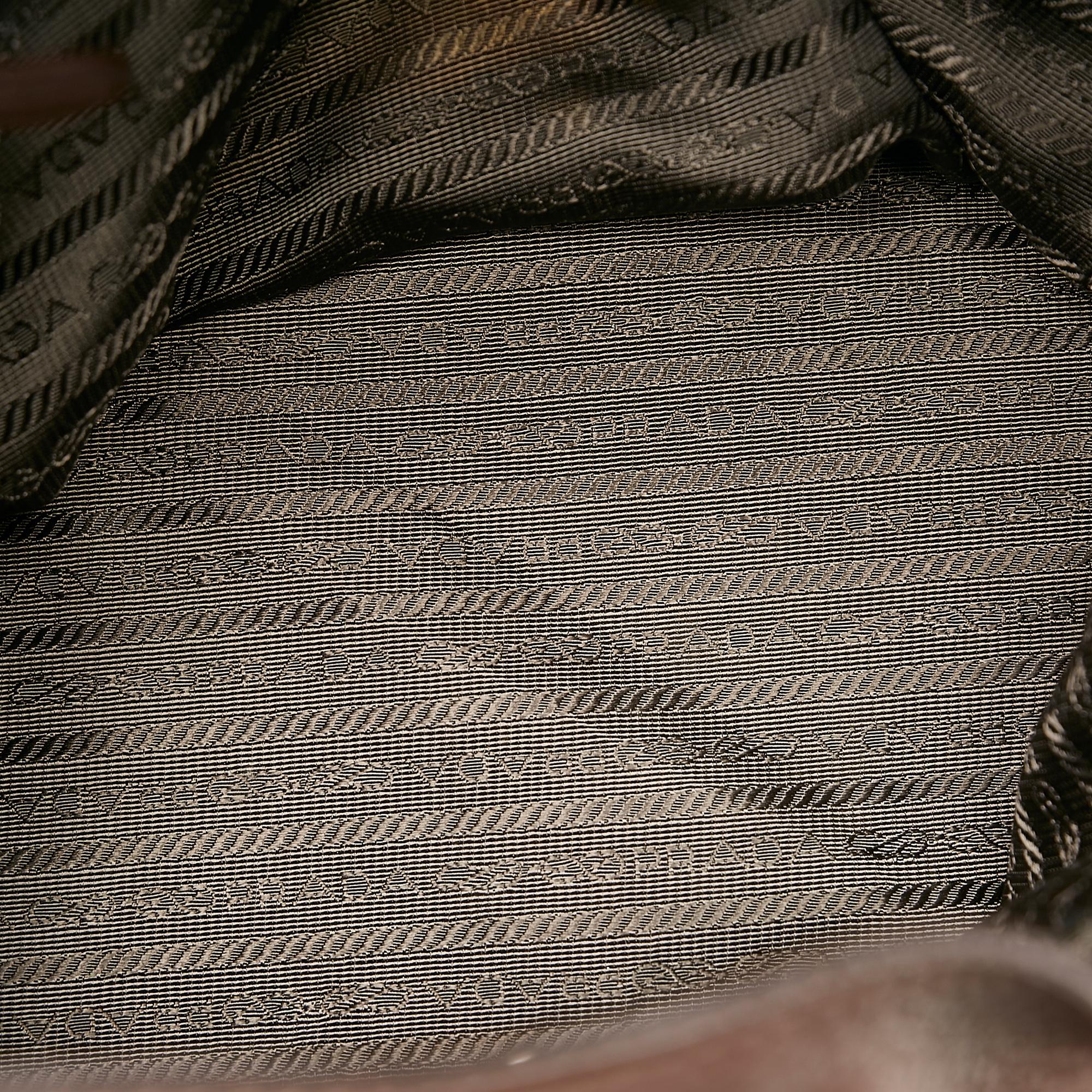 Prada Vitello Daino Tote Bag (SHG-29006)