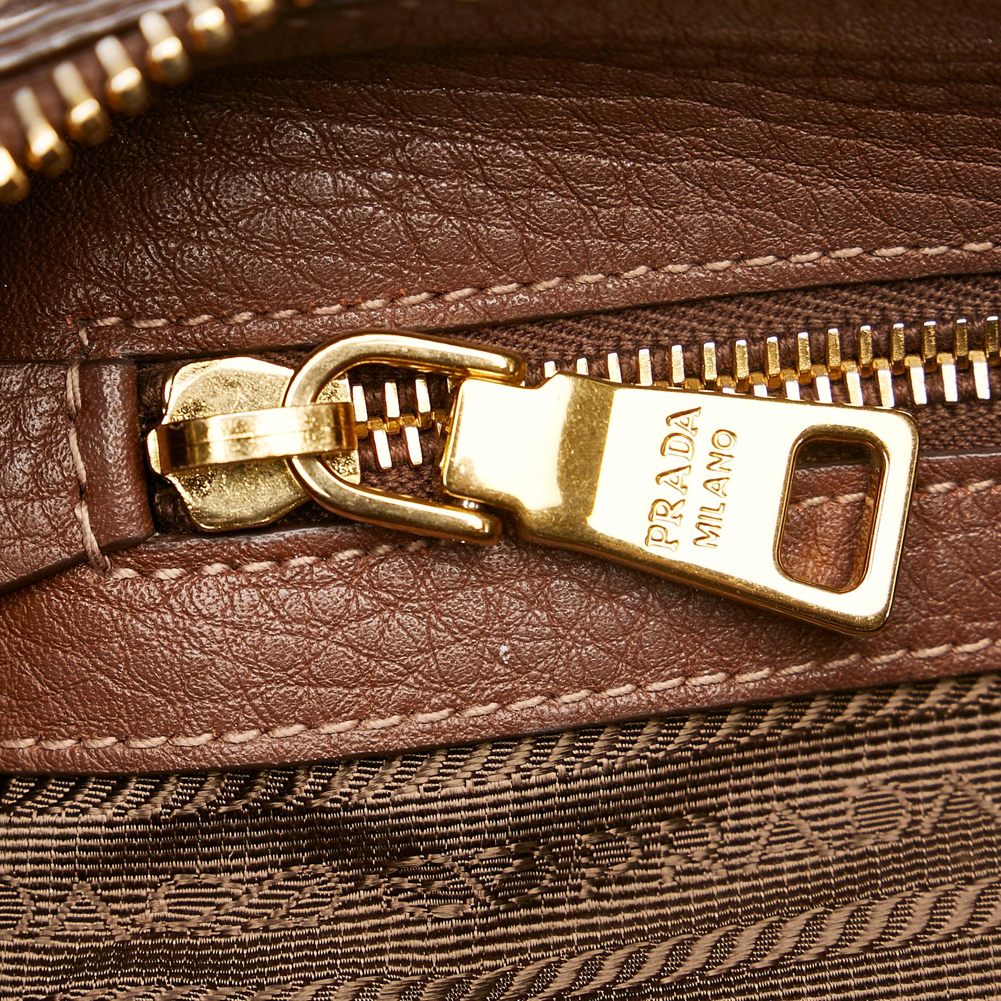 Prada Vitello Daino Tote Bag (SHG-29094)