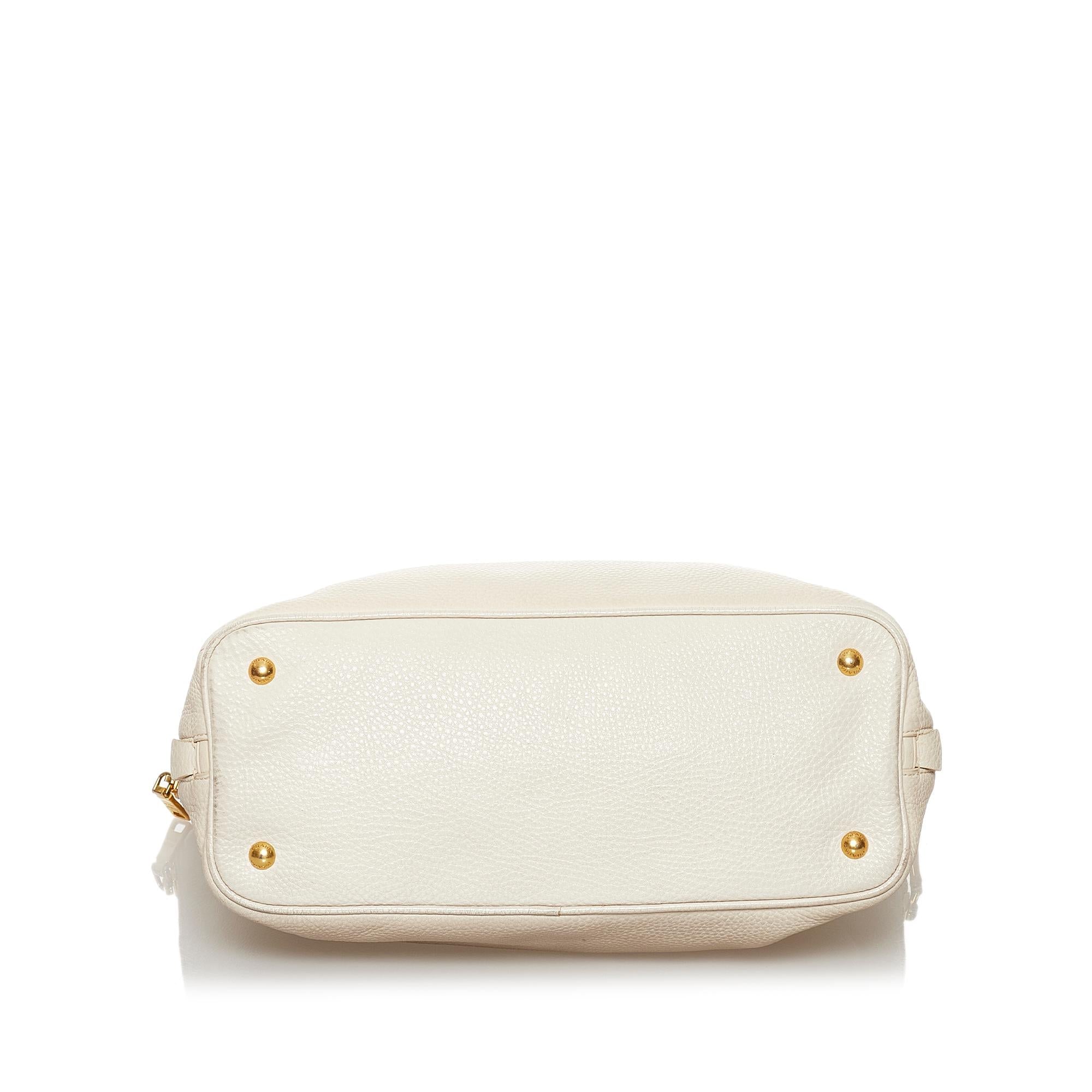Prada Vitello Daino Tote Bag (SHG-29698)