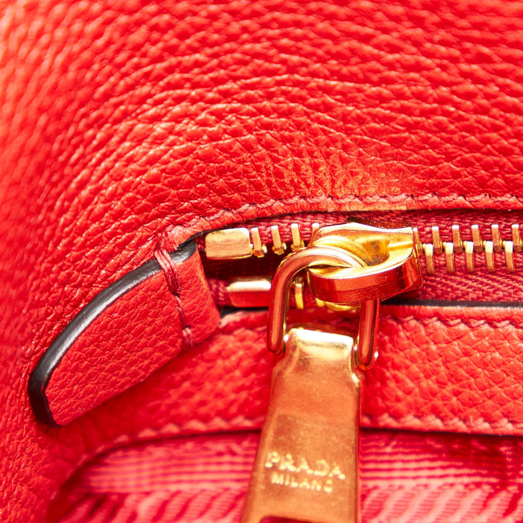 Prada Vitello Daino Tote Bag (SHG-29806)