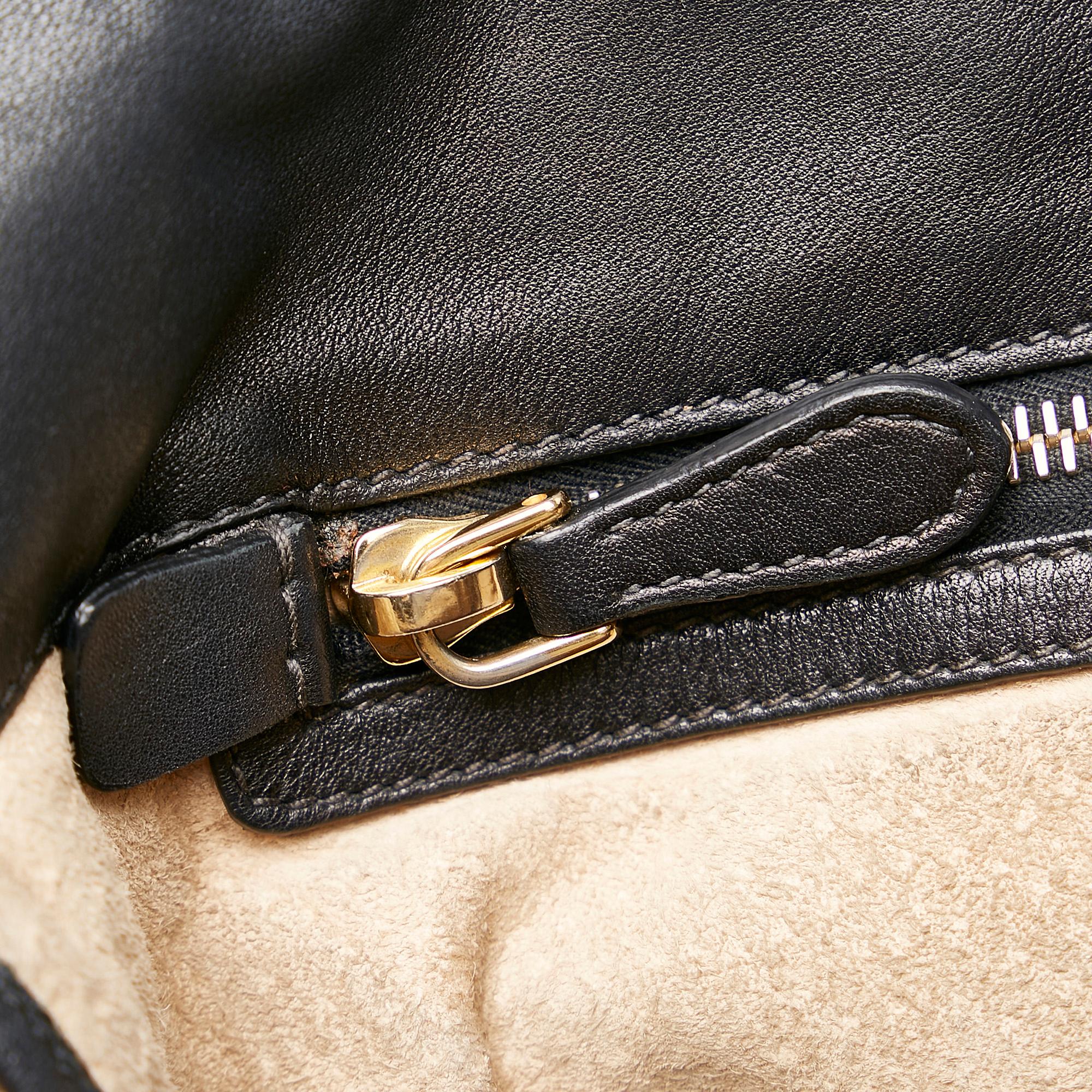 Prada Vitello Daino Tote Bag (SHG-30120)