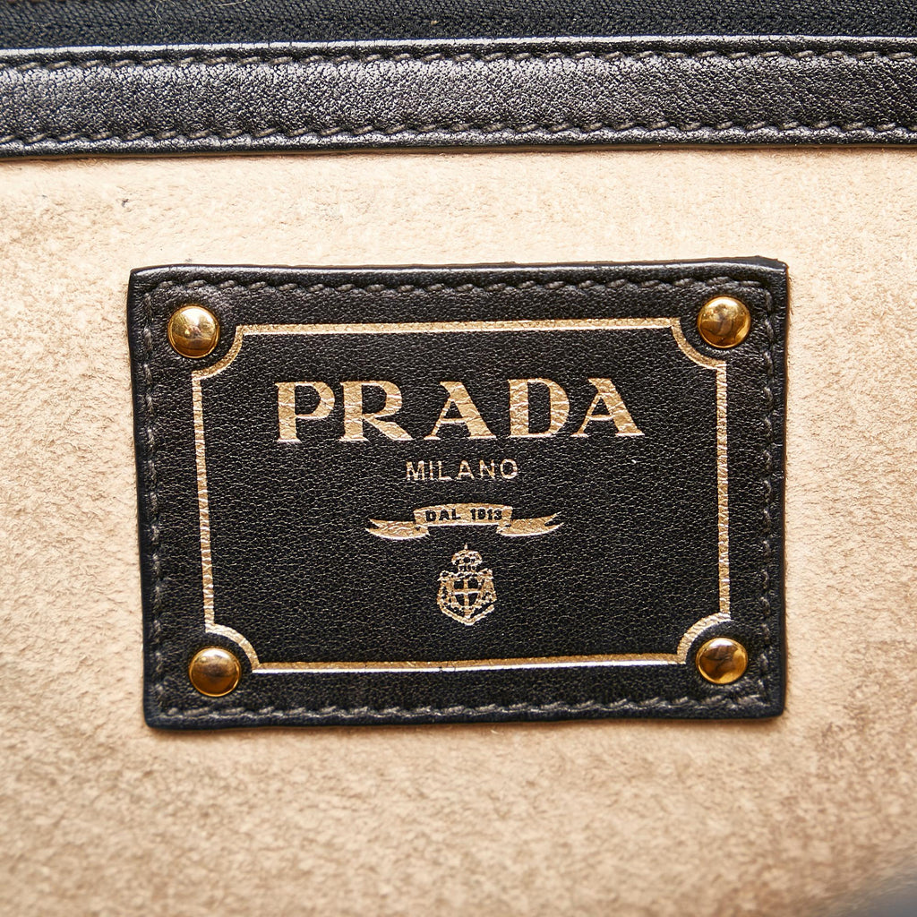 Prada Vitello Daino Tote Bag (SHG-30120)