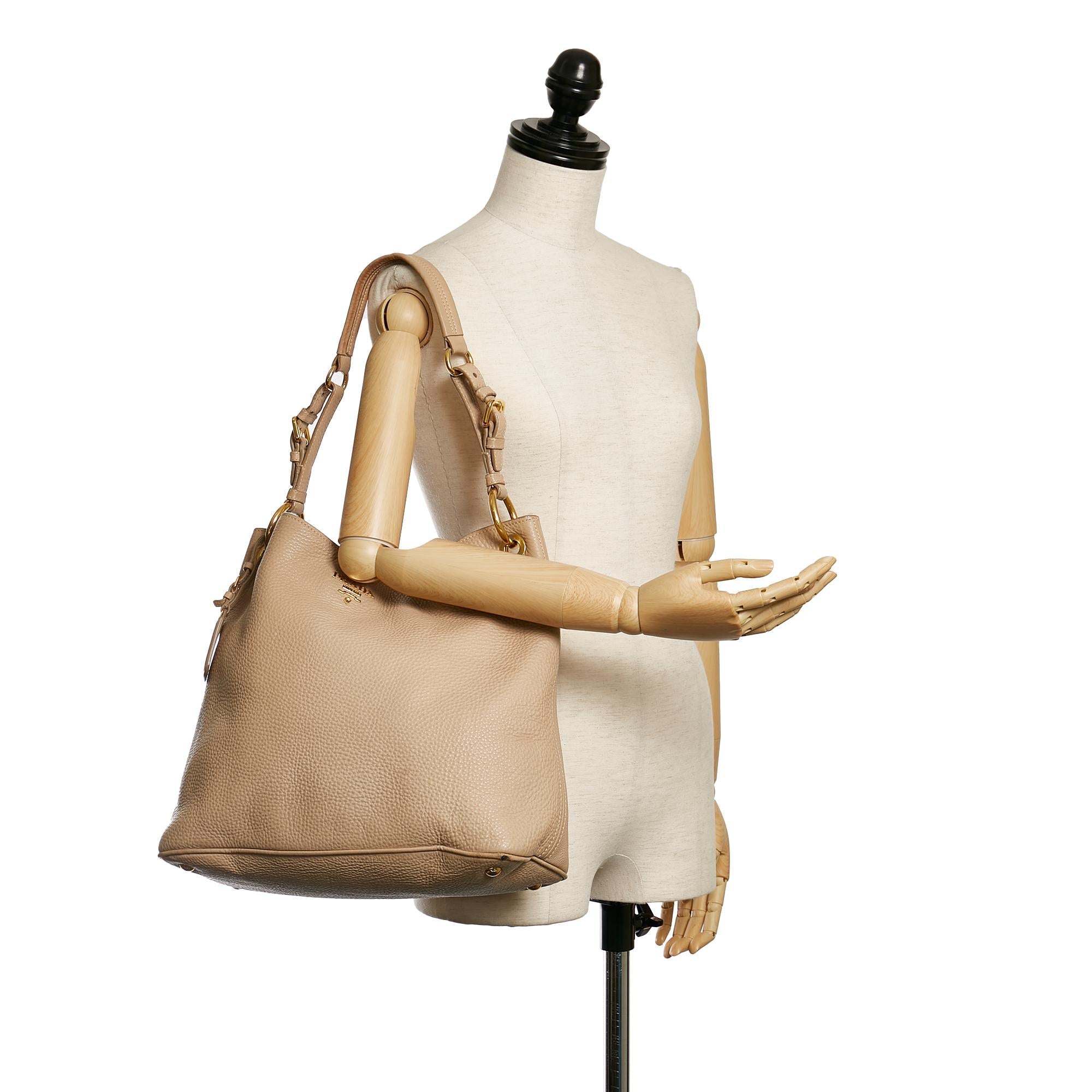 Prada Vitello Daino Tote Bag (SHG-30761)