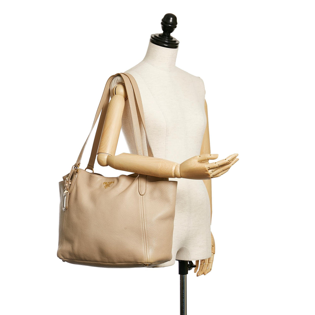 Prada Vitello Daino Tote Bag (SHG-30855)