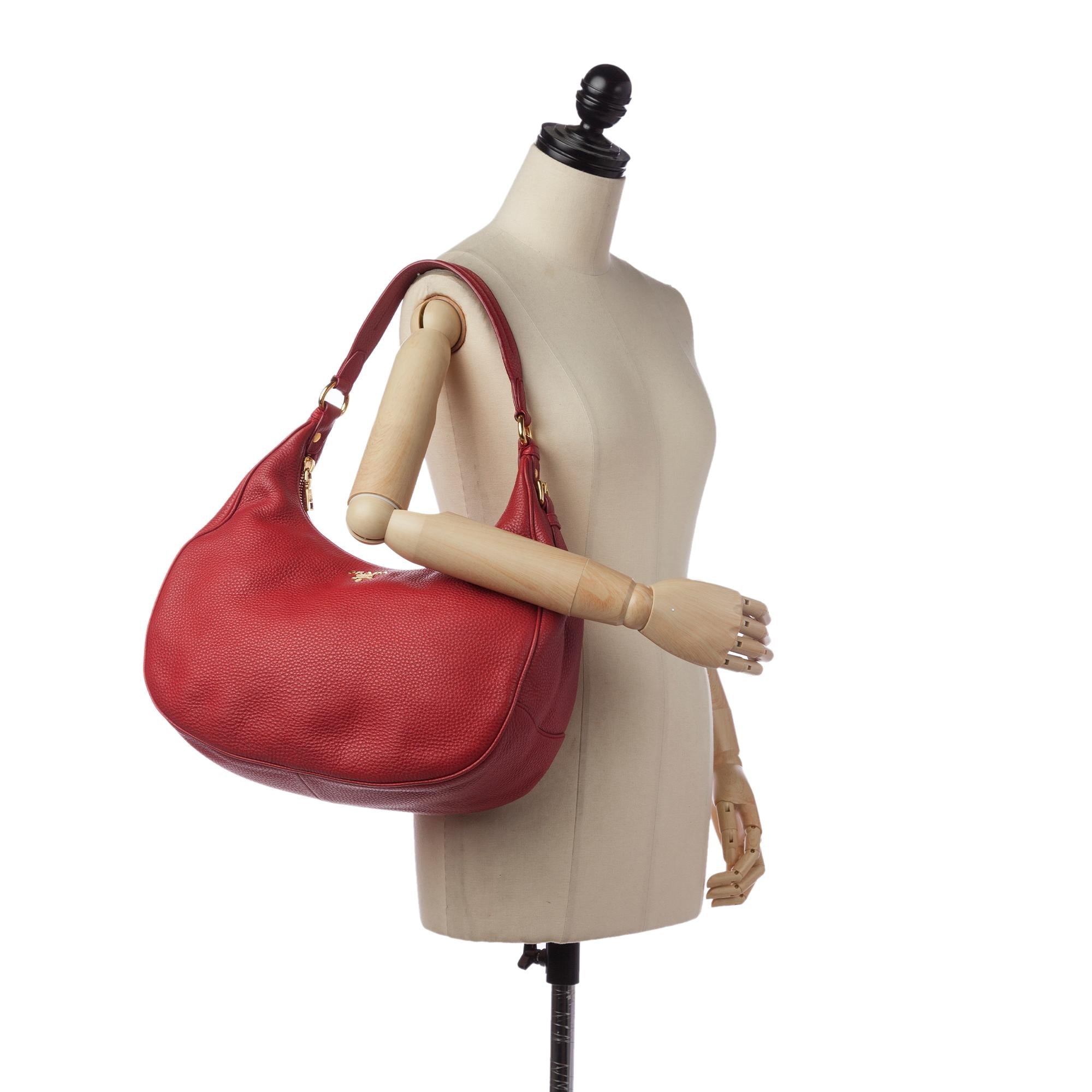 Prada Vitello Daino Tote Bag (SHG-31031)