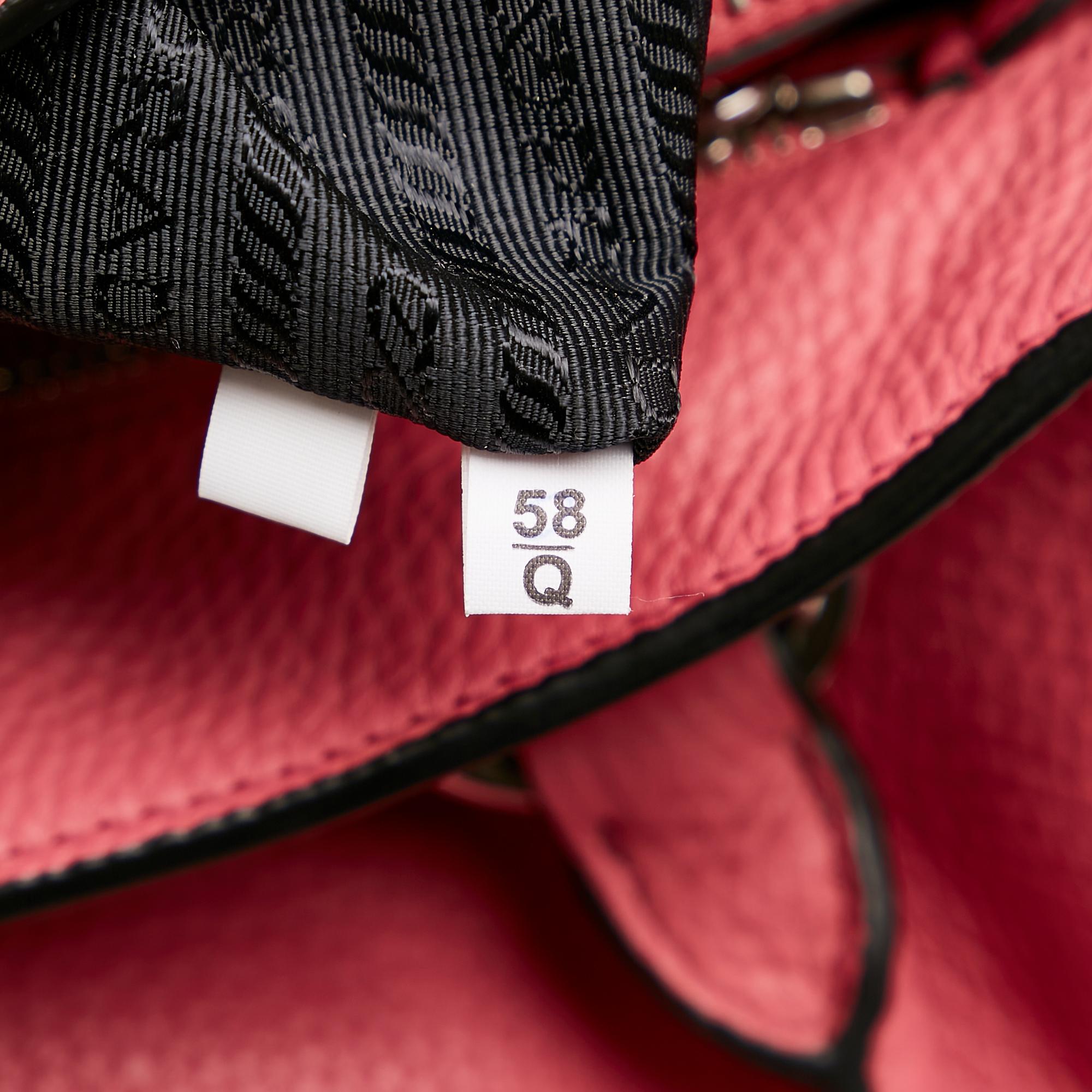 Prada Vitello Daino Tote Bag (SHG-31339)