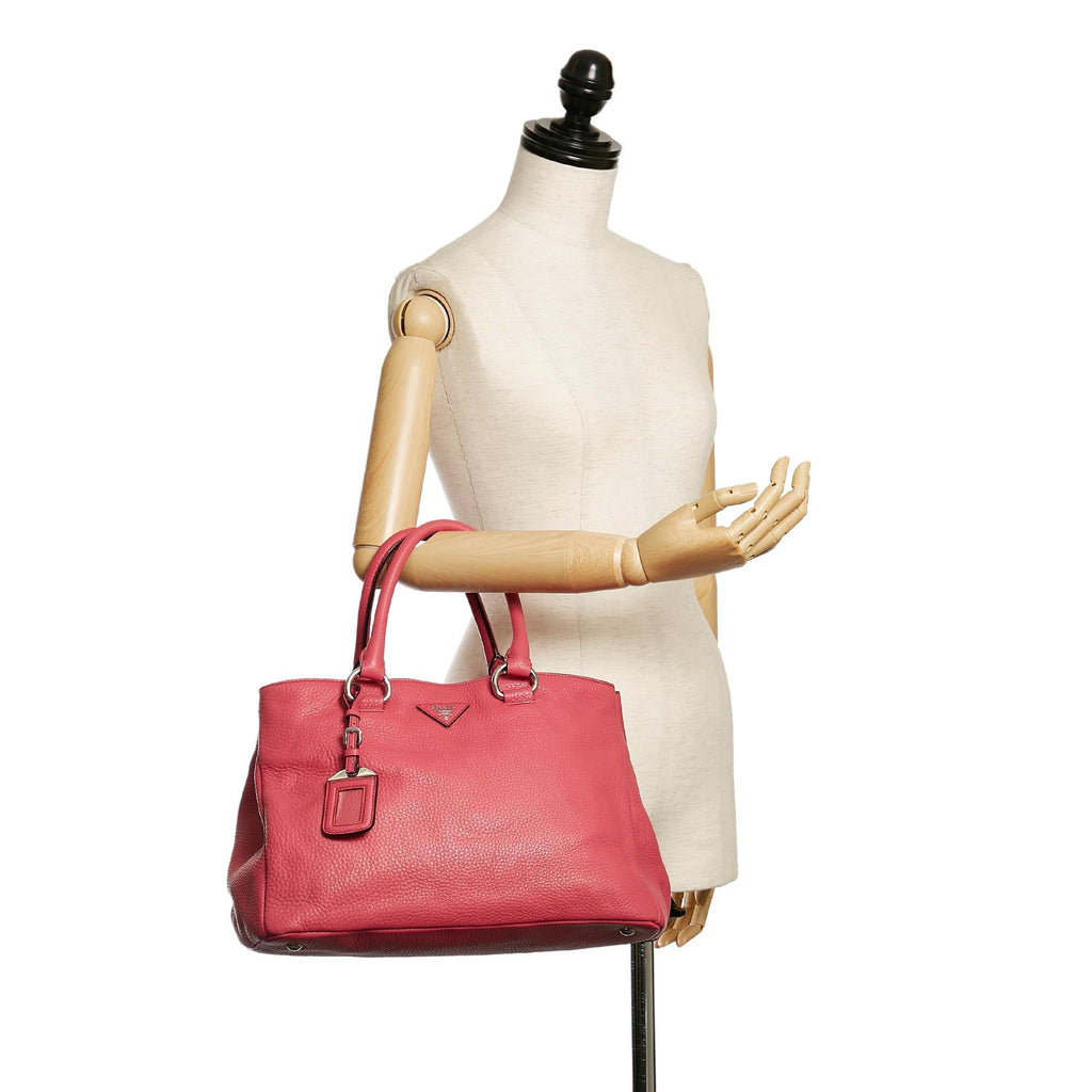 Prada Vitello Daino Tote Bag (SHG-31339)