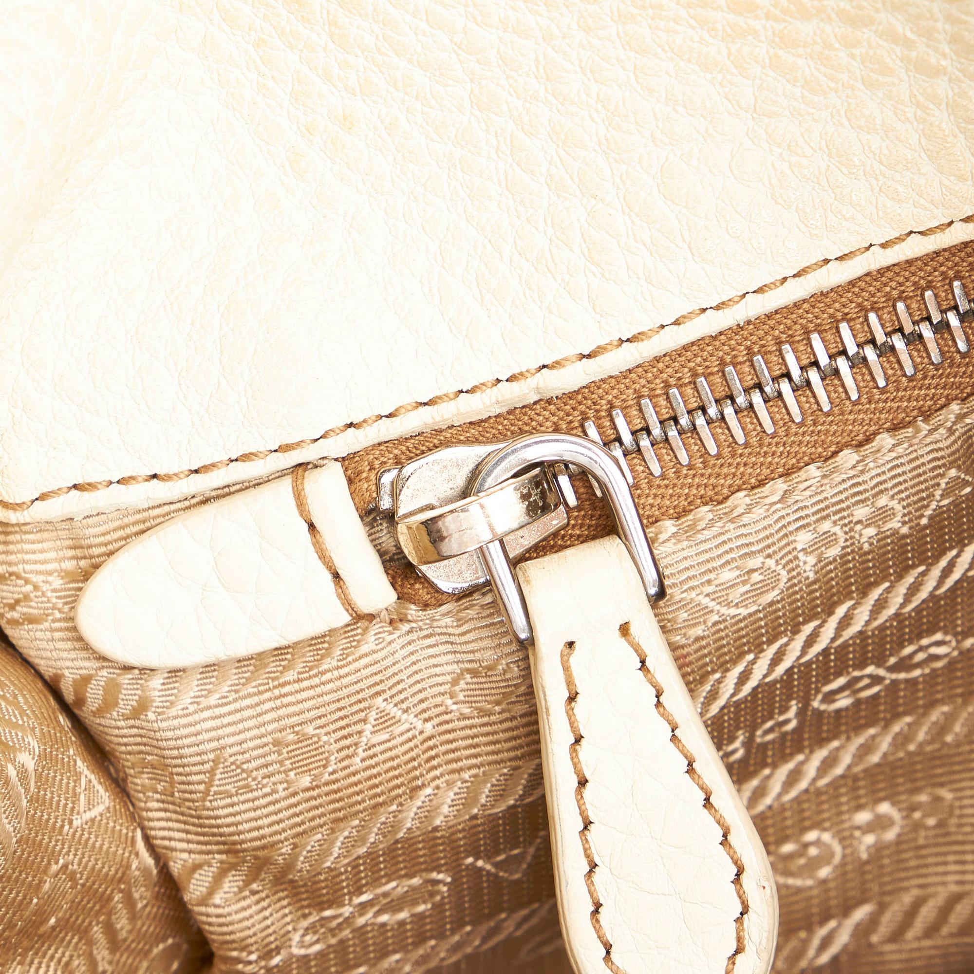 Prada Vitello Daino Tote Bag (SHG-31629)