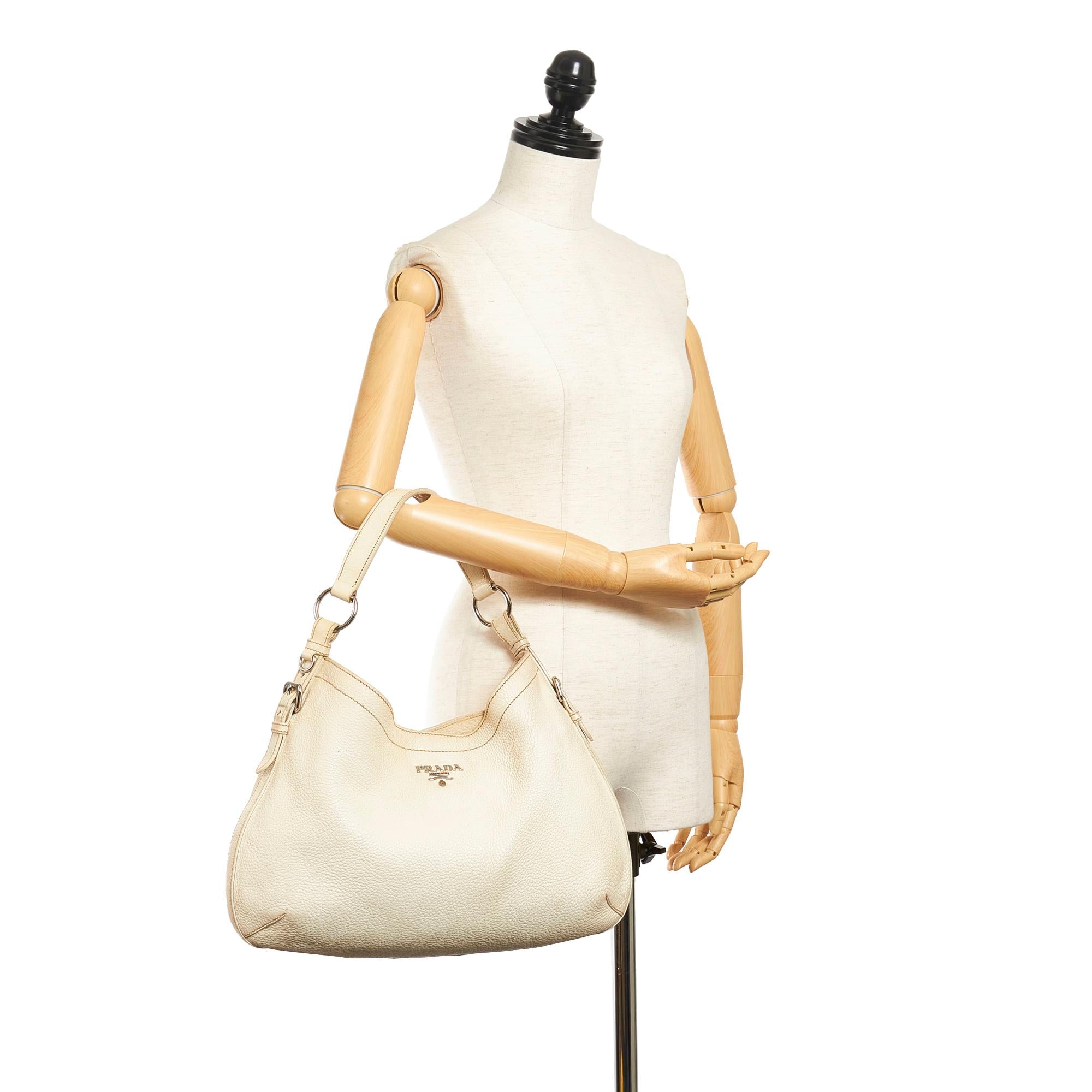 Prada Vitello Daino Tote Bag (SHG-31629)