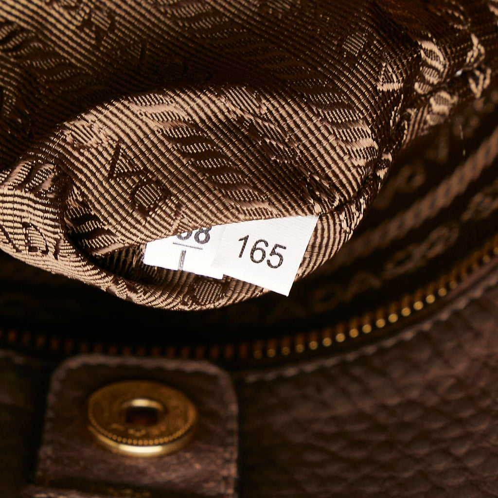 Prada Vitello Daino Tote Bag (SHG-33414)