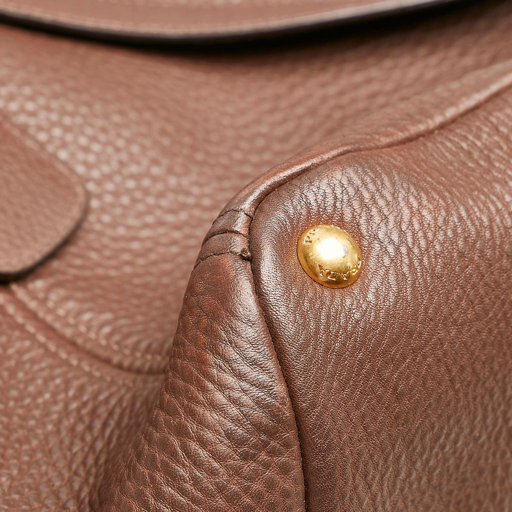 Prada Vitello Daino Tote Bag (SHG-33414)
