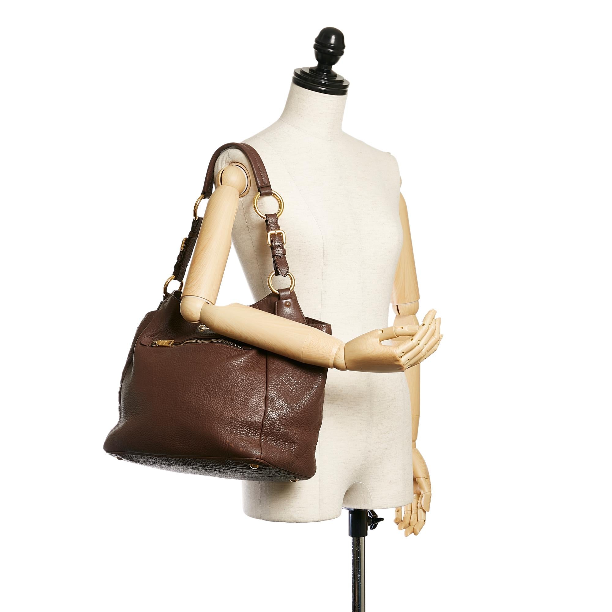 Prada Vitello Daino Tote Bag (SHG-33845)