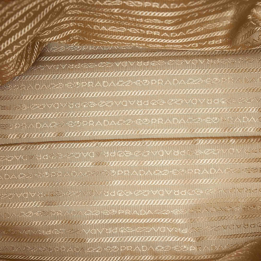 Prada Vitello Daino Tote Bag (SHG-34028)