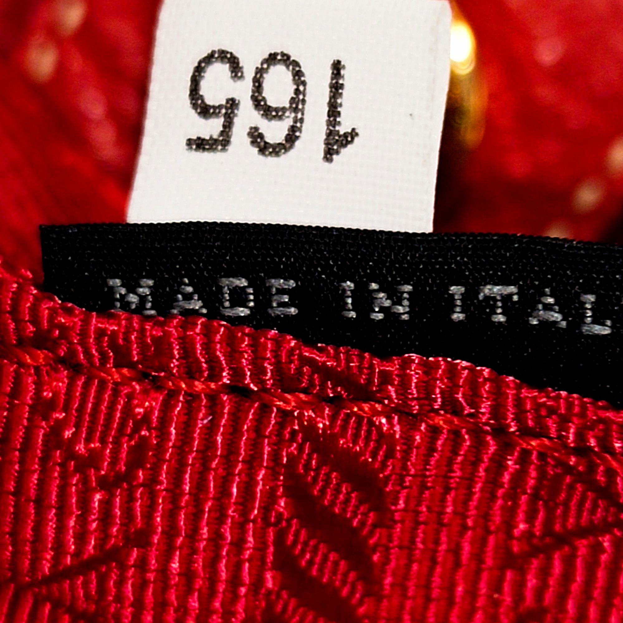 Prada Vitello Daino Tote (SHG-pGyDOH)