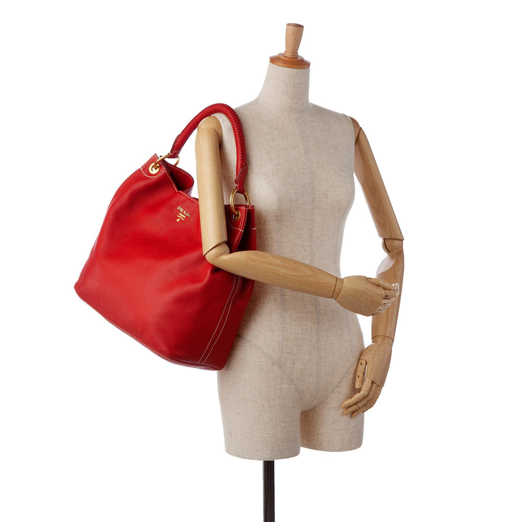 Prada Vitello Daino Tote (SHG-pGyDOH)
