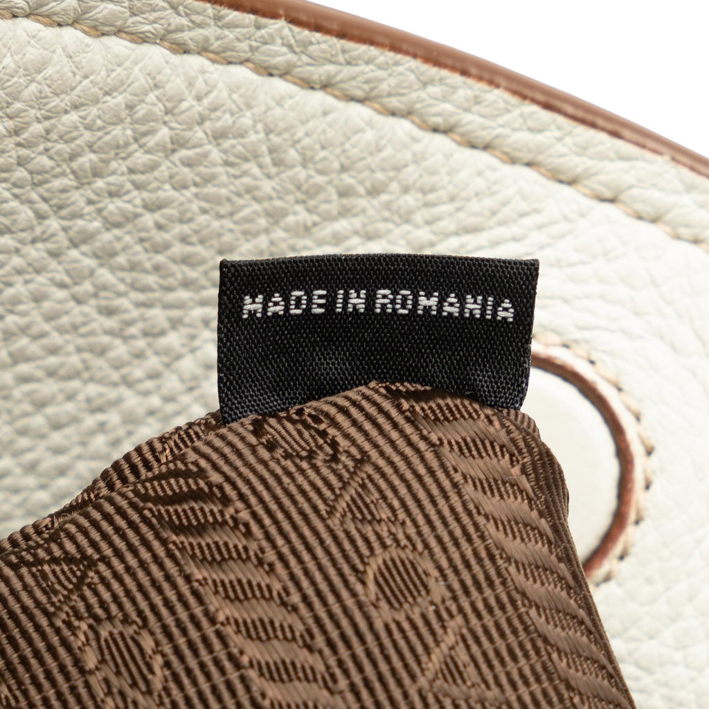 Prada Vitello Daino Tote (SHG-7Dy5oI)