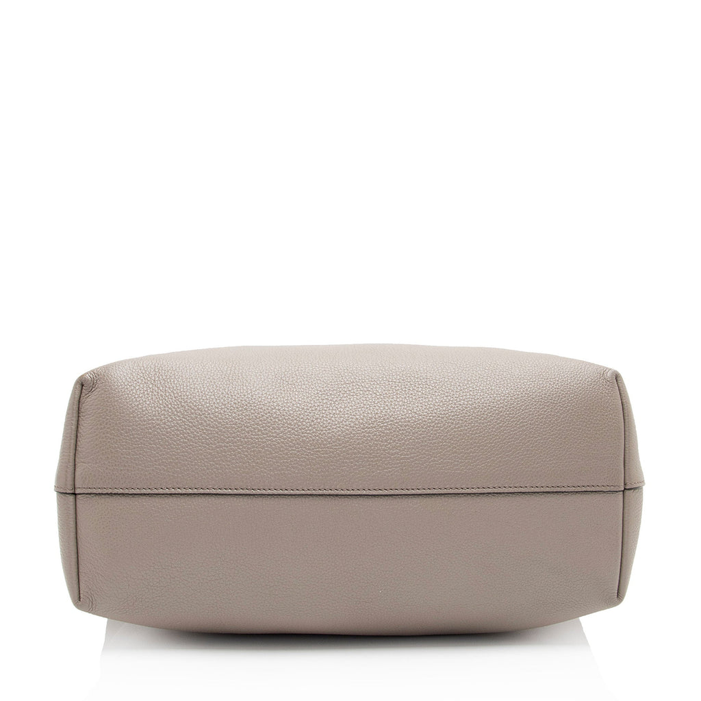 Prada Vitello Phenix Tall Tote (SHF-XqInw4)