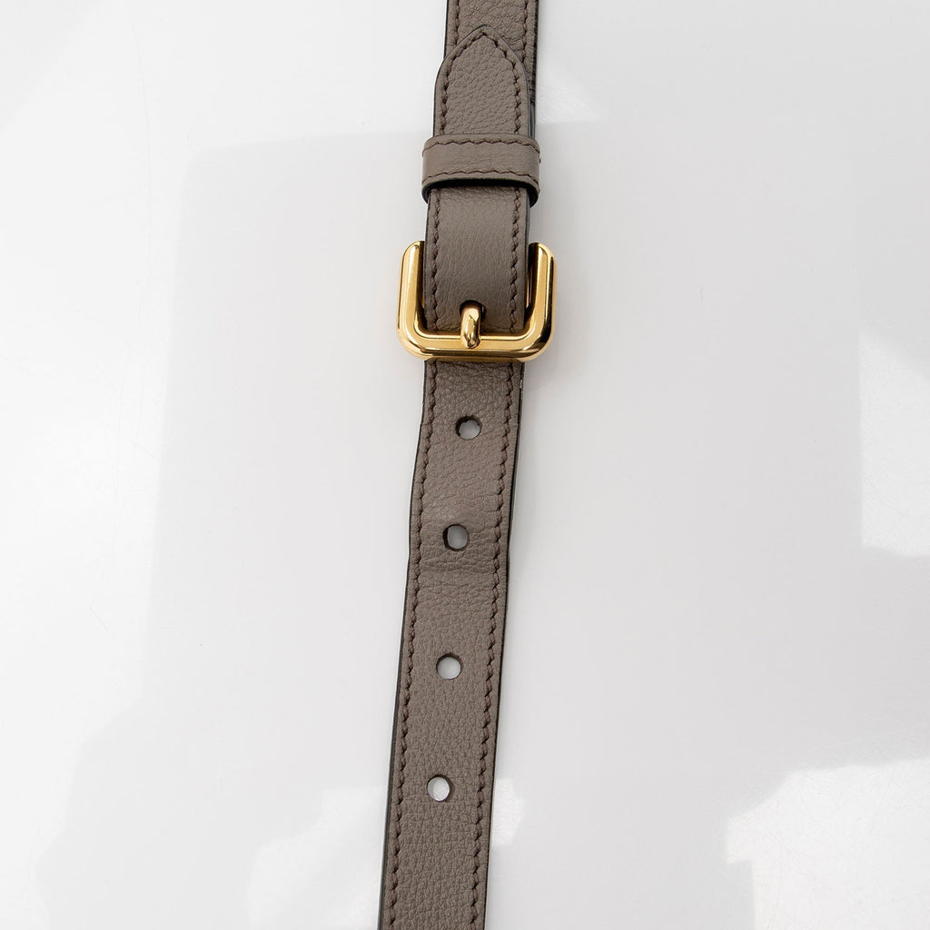 Prada Vitello Phenix Tall Tote (SHF-XqInw4)