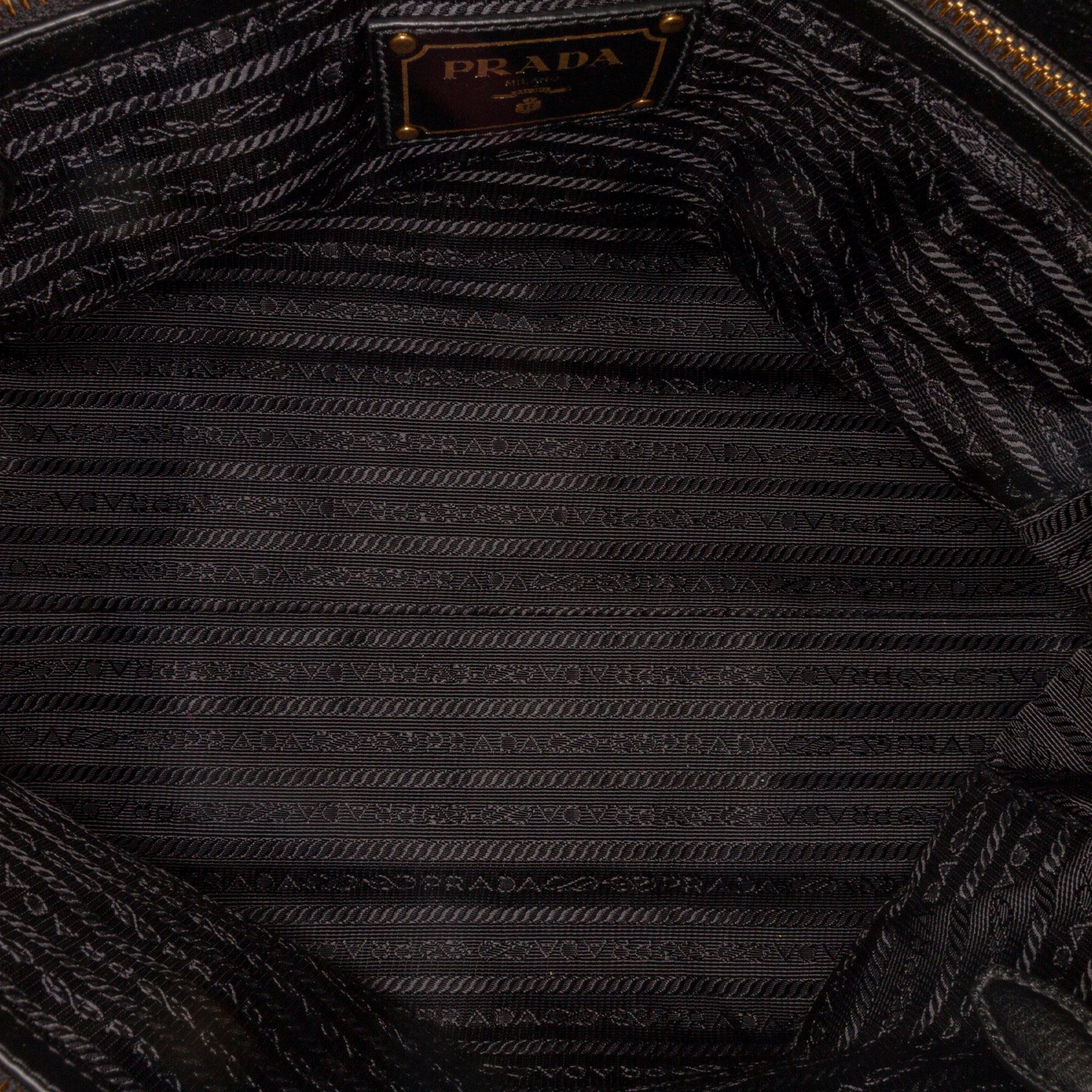 Prada Vitello Phenix Tote (SHG-35714)
