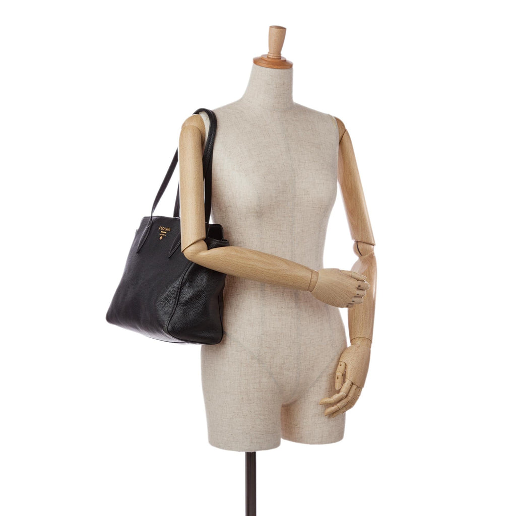 Prada Vitello Phenix Tote (SHG-35714)