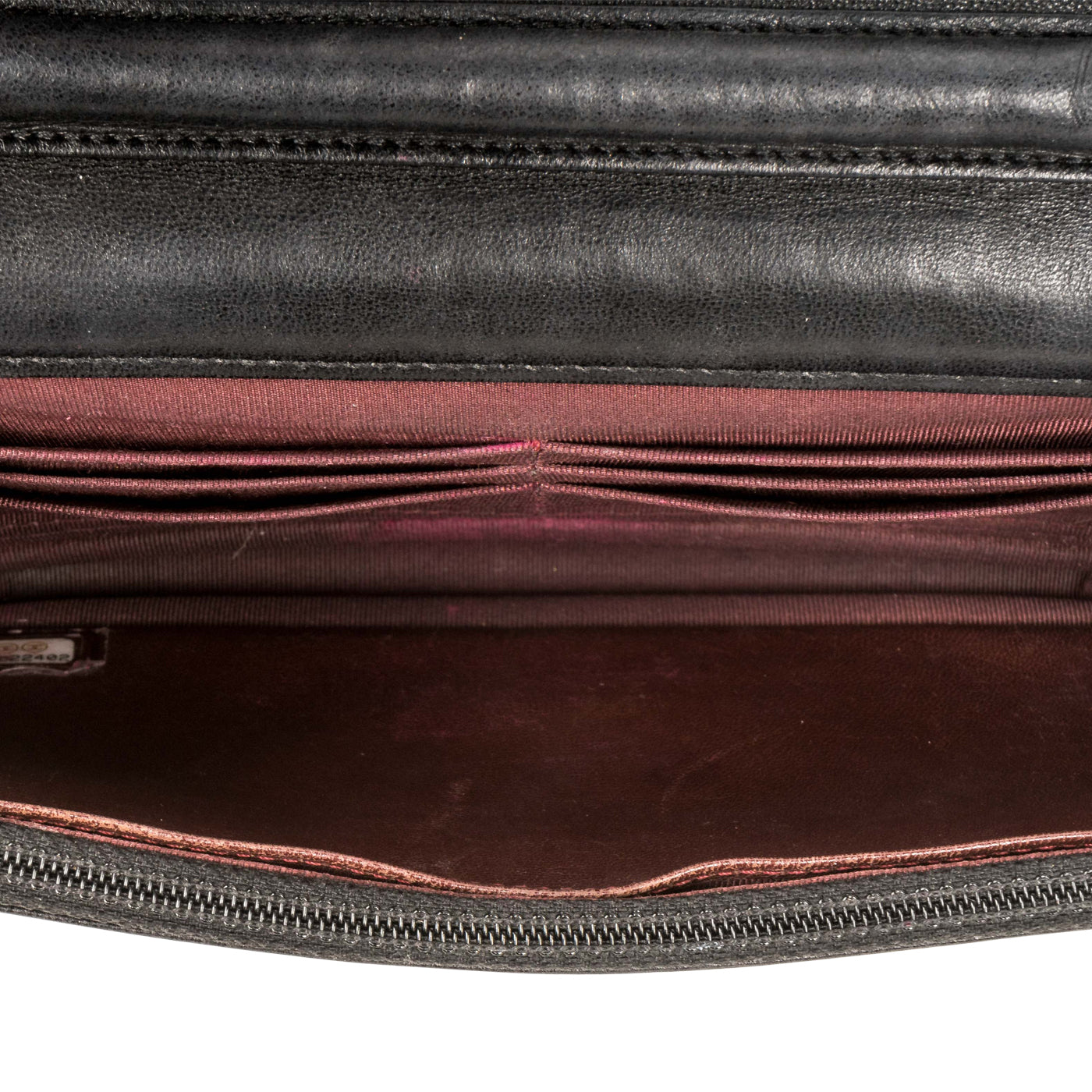 Classic Wallet on Chain - Lambskin