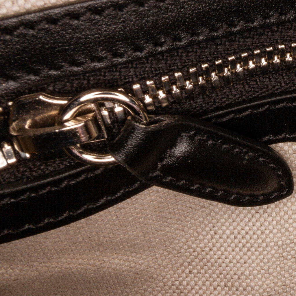 Gucci Gucci Crossbody Bag Black Embossed Leather