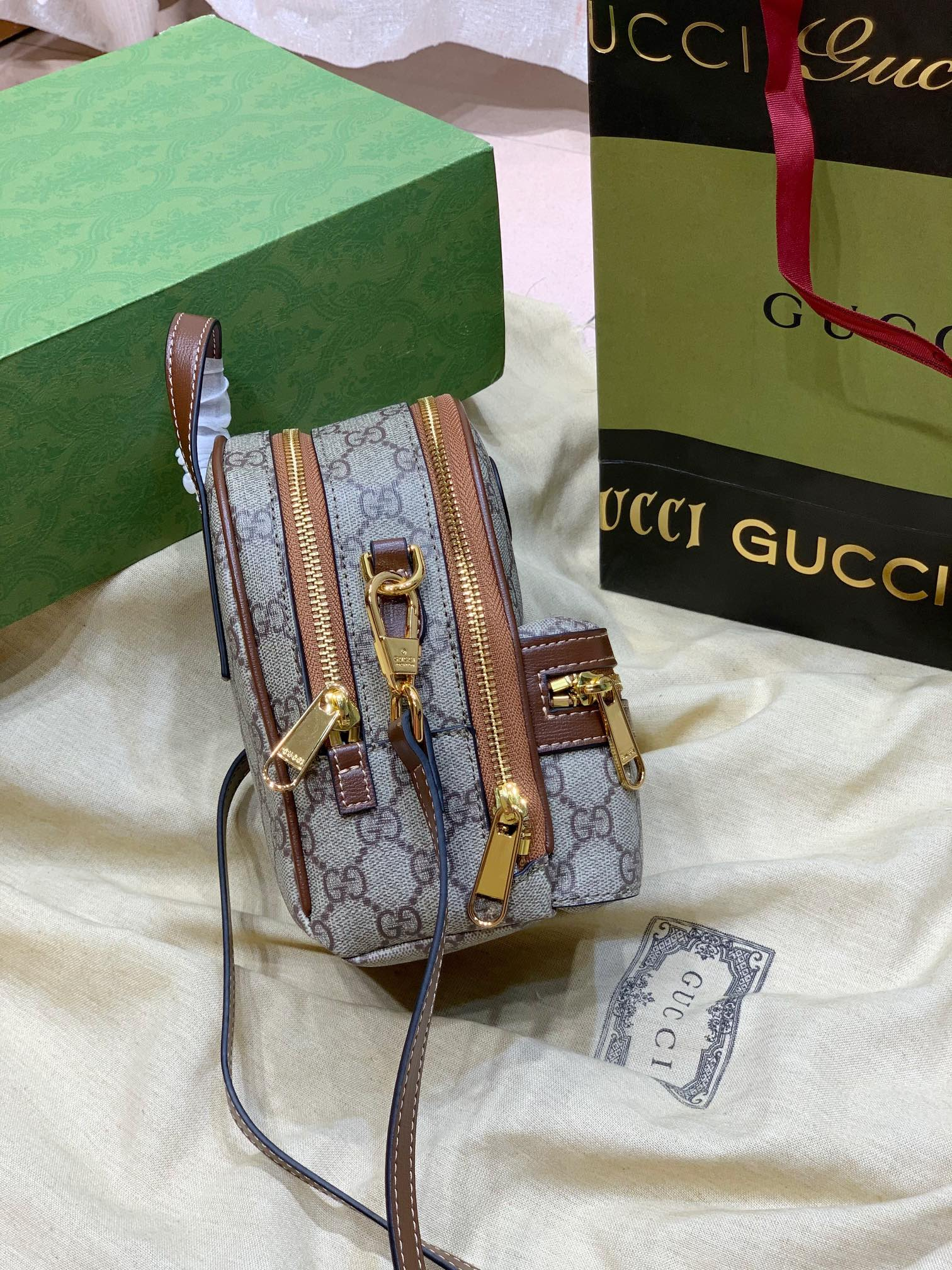 Elite Carryalls