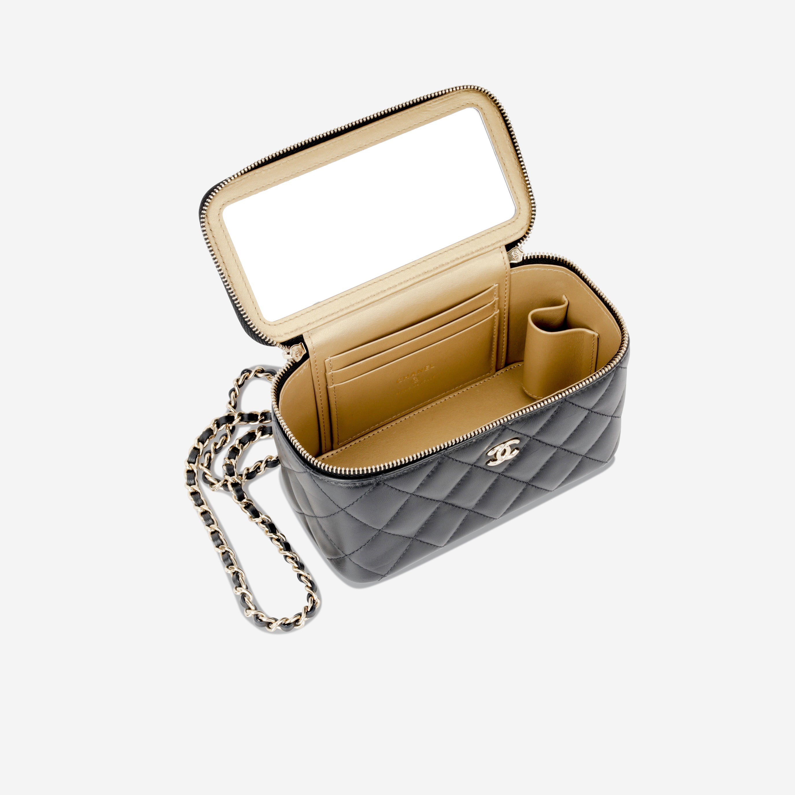 Mini Pearl Crush Vanity on Chain