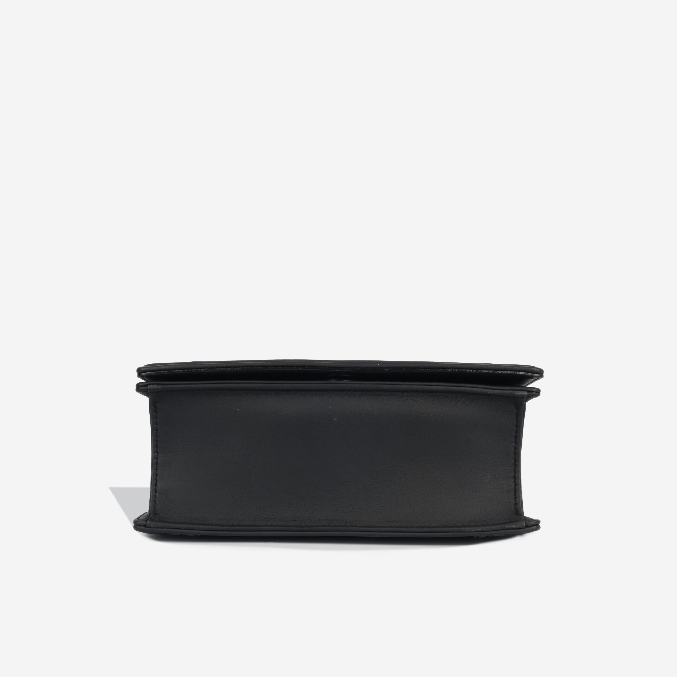 Diororama - Black Ultramatte