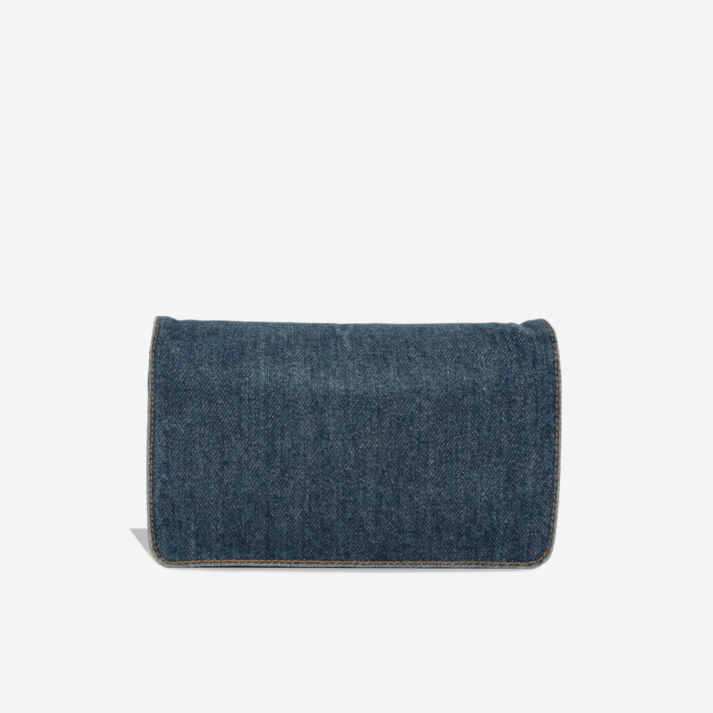 Vintage Wallet on Chain