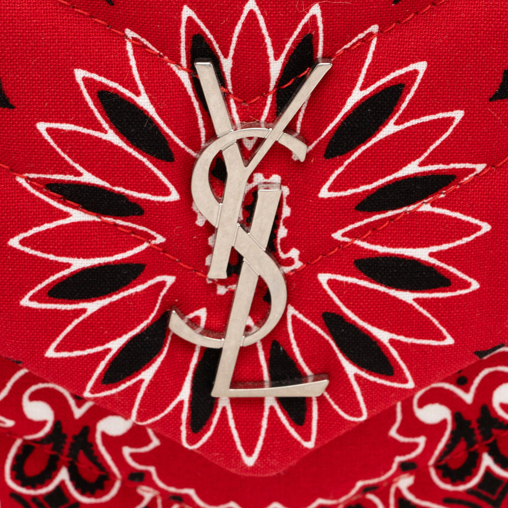 Saint Laurent Bandana Monogram LouLou Toy Shoulder Bag (SHF-Cci5Ed)