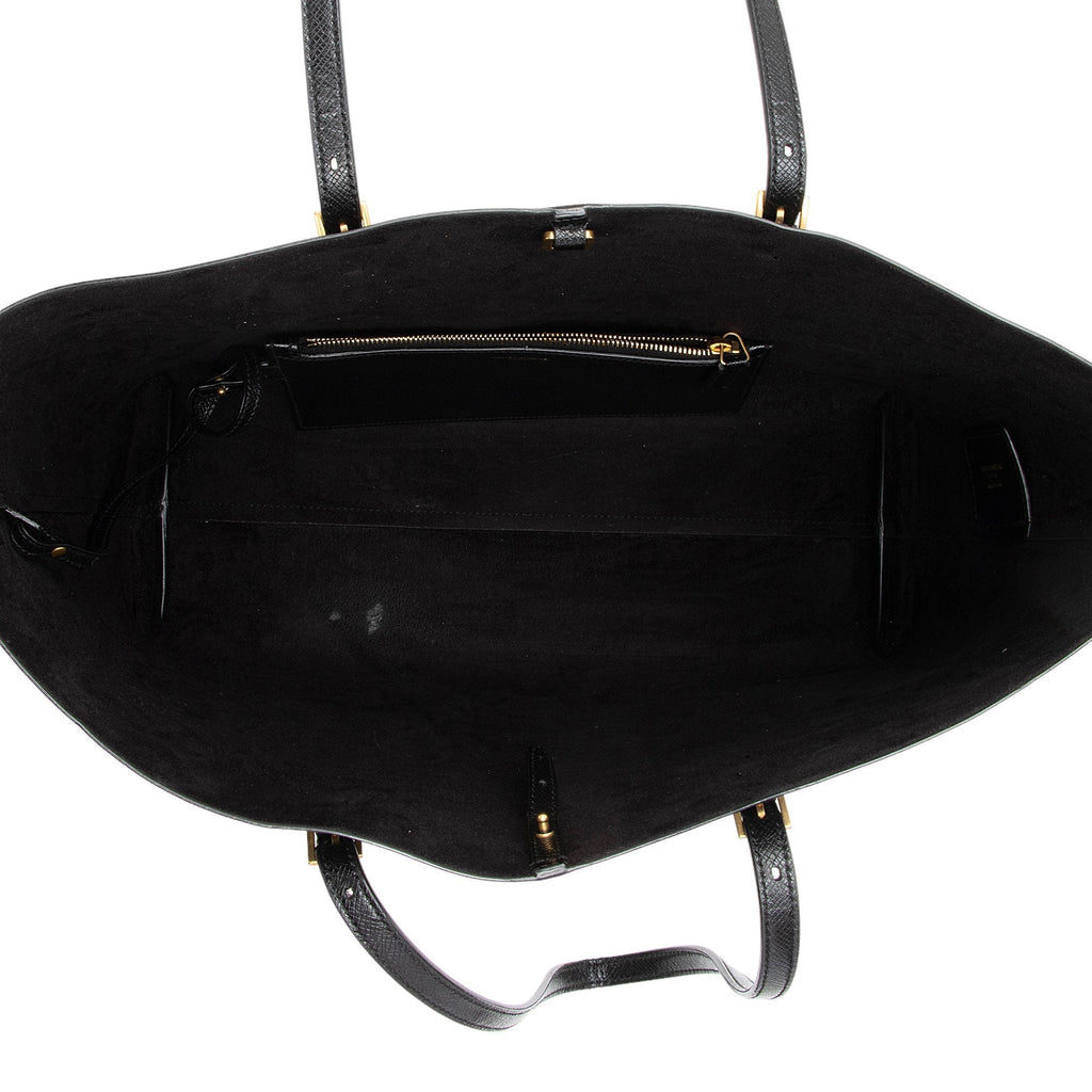 Saint Laurent Boucle Embossed Leather Shopping Tote (SHF-vDDdVh)