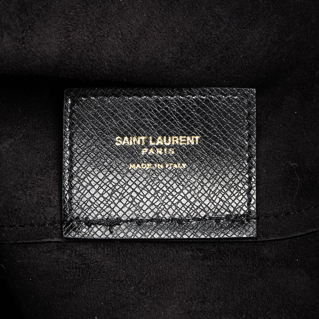 Saint Laurent Boucle Embossed Leather Shopping Tote (SHF-vDDdVh)