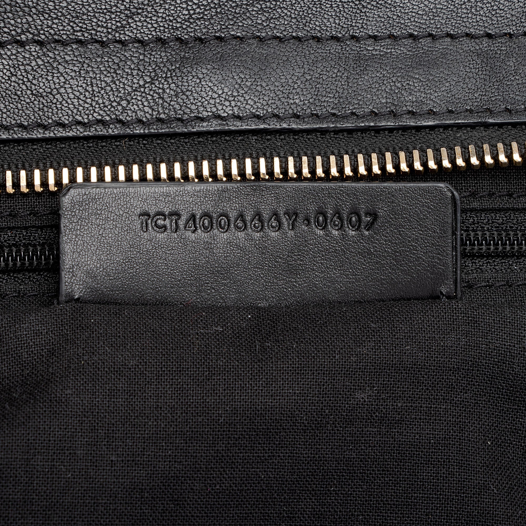 Saint Laurent Calfskin Cabas Chyc Small Tote (SHF-ntqfXK)
