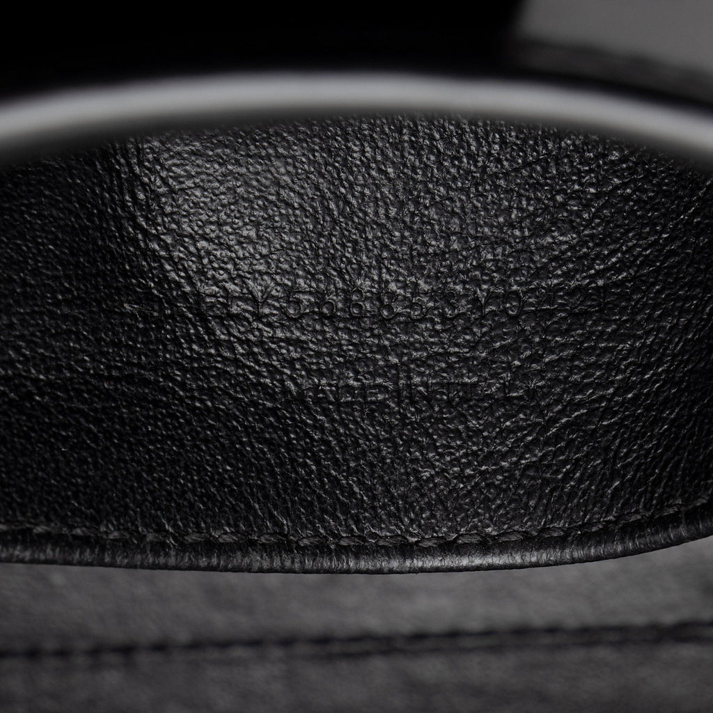 Saint Laurent Calfskin Monogram Baby Cabas Tote (SHF-Emwqyt)