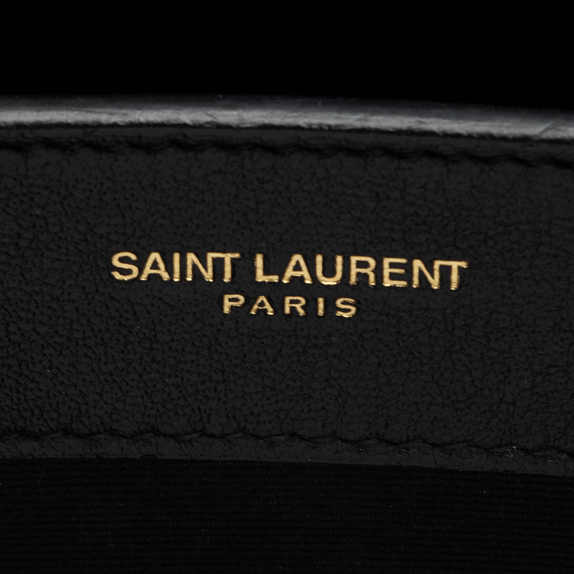 Saint Laurent Calfskin Monogram Uptown Medium Tote (SHF-GumjsZ)