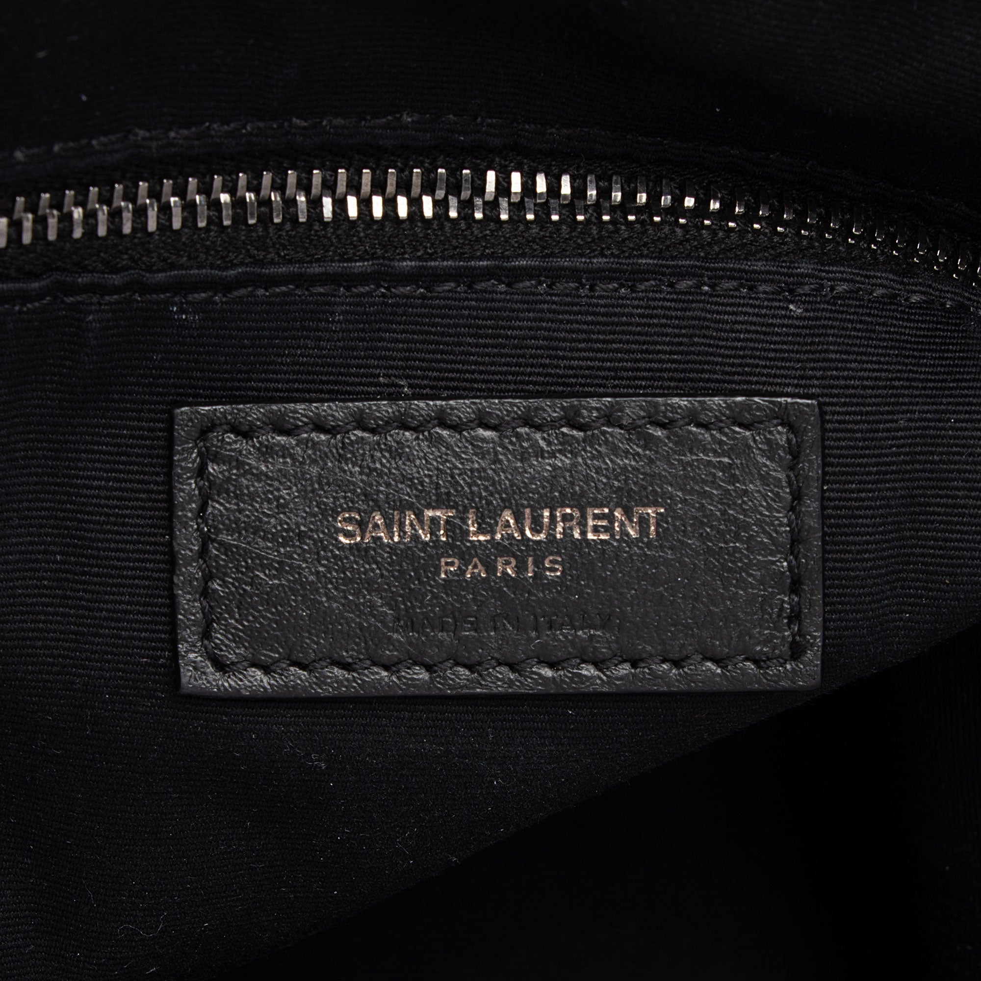 Saint Laurent Crinkled Calfskin Monogram Niki Medium Shopping Tote (SHF-gLfdmG)
