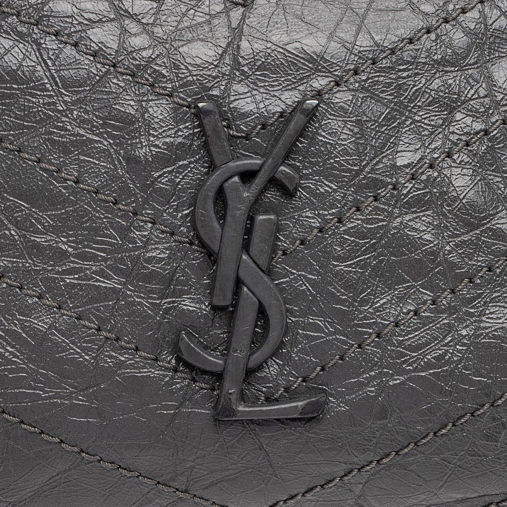 Saint Laurent Crinkled Calfskin Monogram Niki Medium Shopping Tote (SHF-gLfdmG)