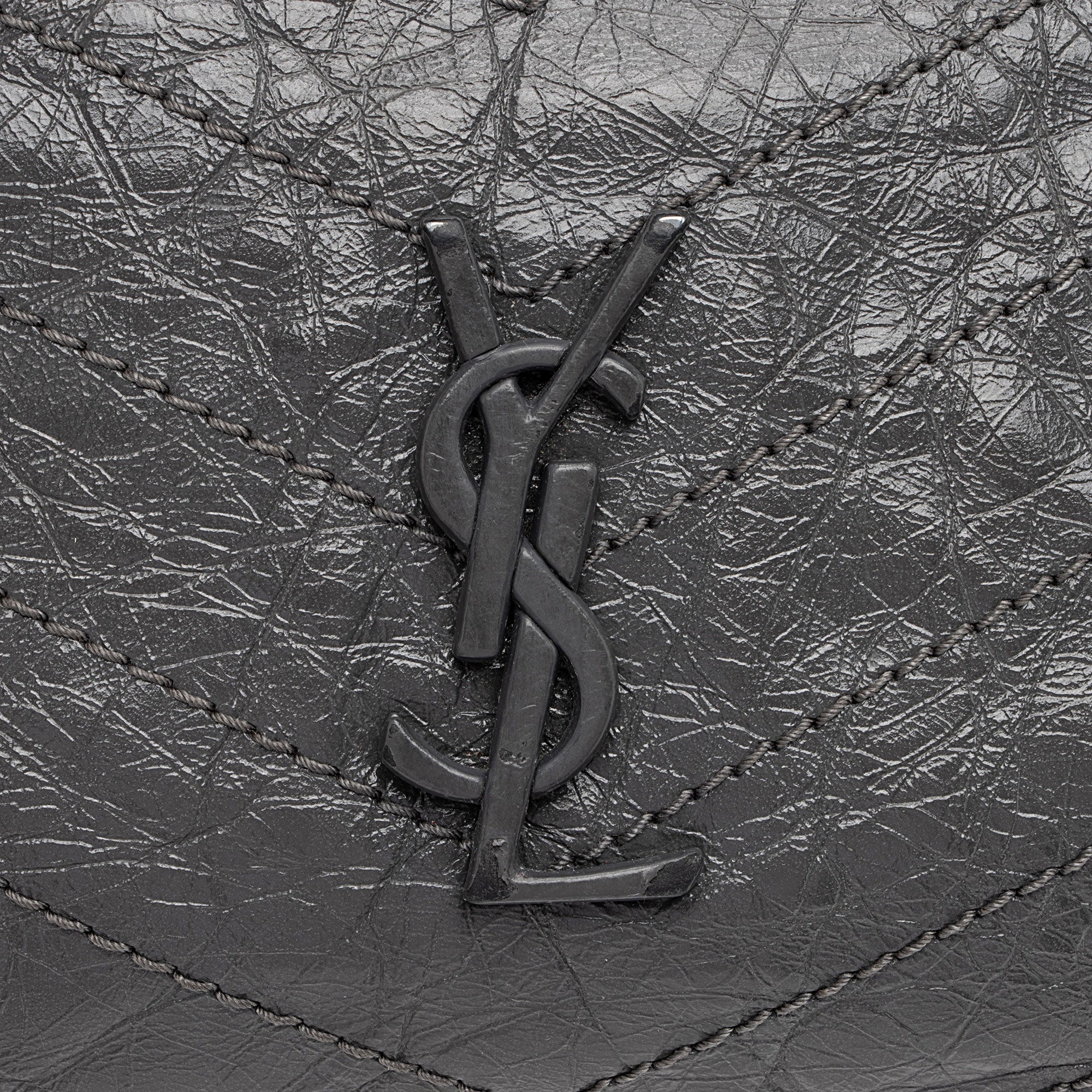 Saint Laurent Crinkled Calfskin Monogram Niki Medium Shopping Tote (SHF-gLfdmG)