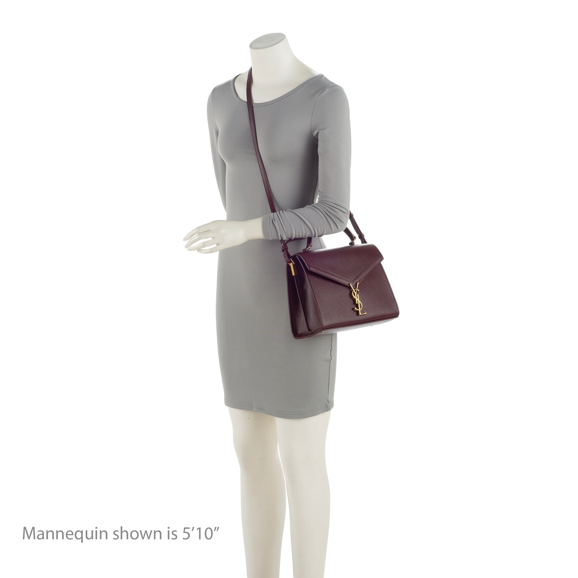 Saint Laurent Grain de Poudre Classic Monogram Cassandra Medium Top Handle Bag (SHF-thY3yI)
