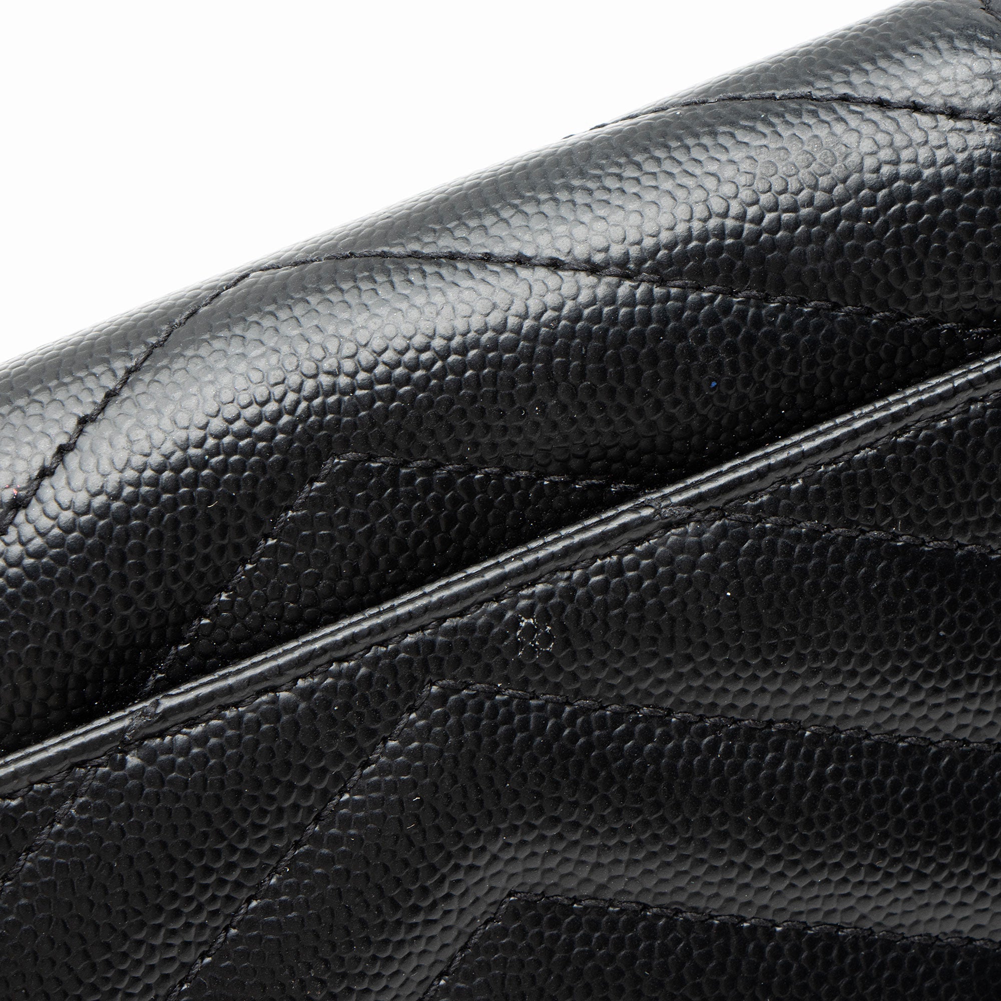Saint Laurent Grain de Poudre Monogram Compact Tri-Fold Wallet (SHF-j0cHxO)