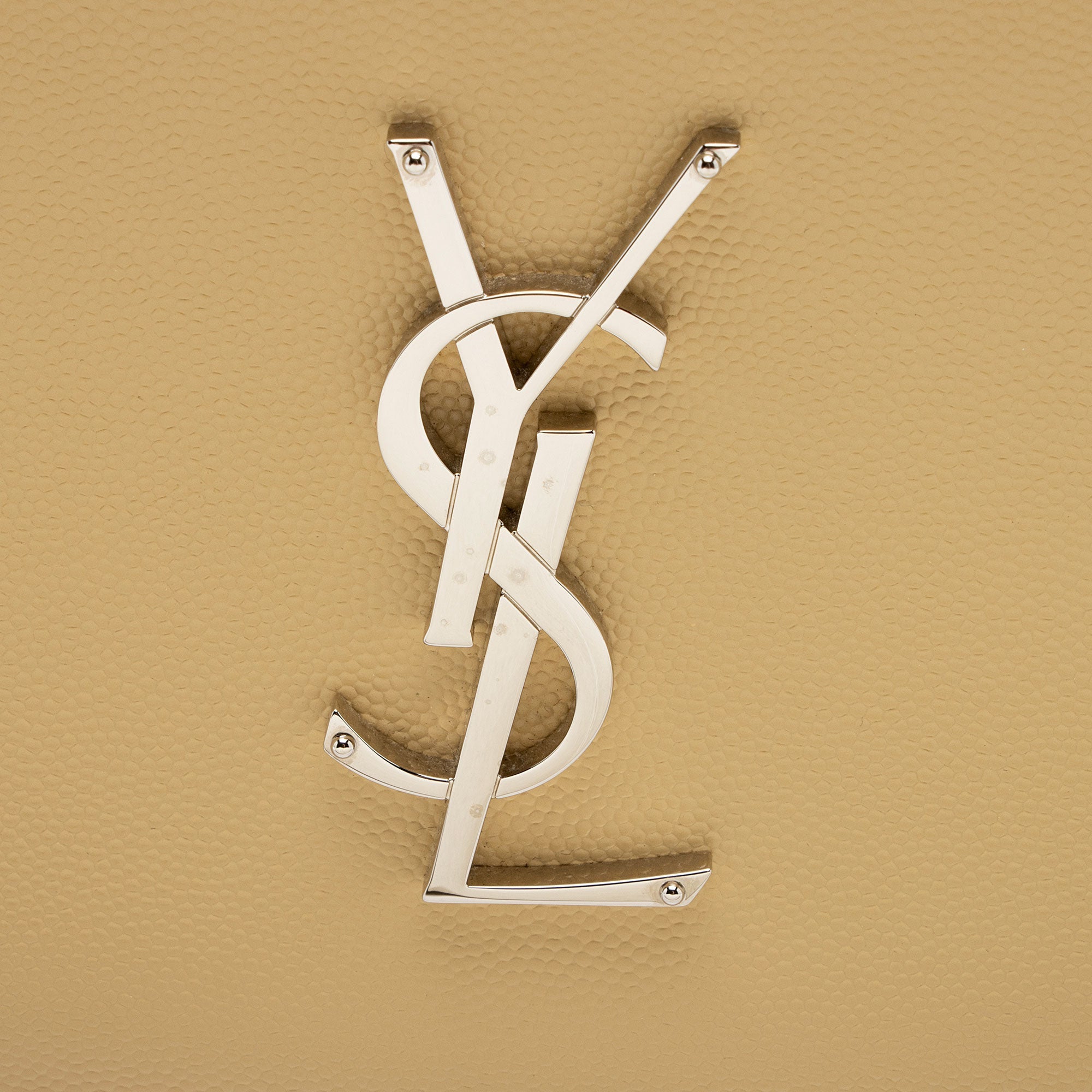 Saint Laurent Grain de Poudre Monogram Kate Clutch (SHF-y0Ya4u)