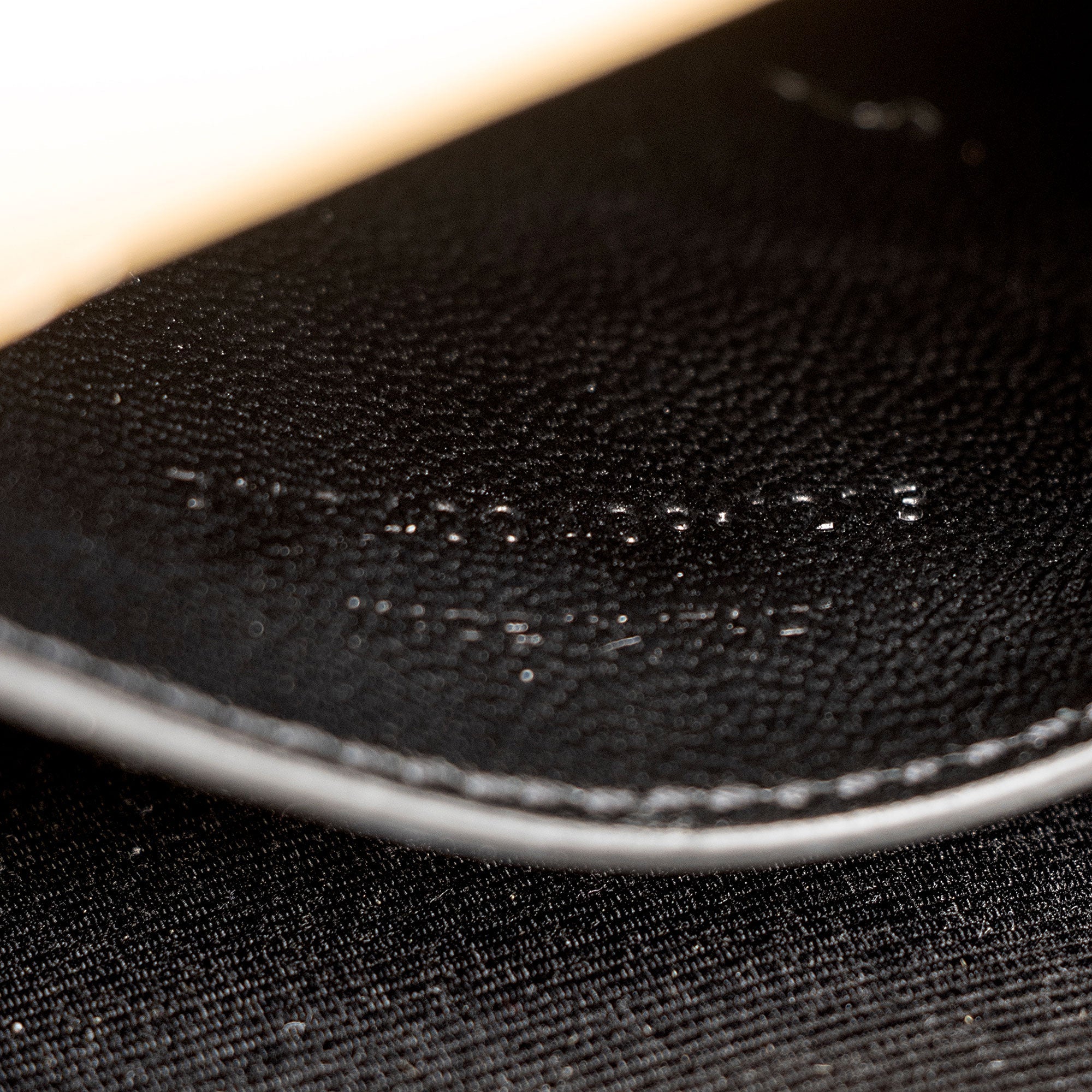 Saint Laurent Grain de Poudre Monogram Kate Clutch (SHF-y0Ya4u)