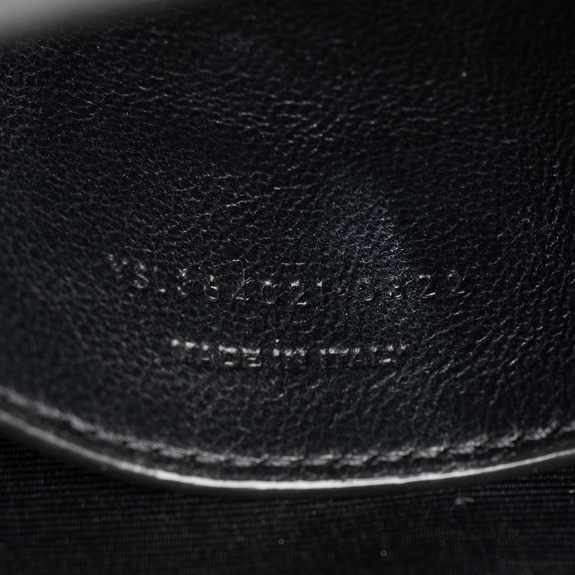 Saint Laurent Grain de Poudre Monogram Kate Medium Shoulder Bag (SHF-hzje5P)