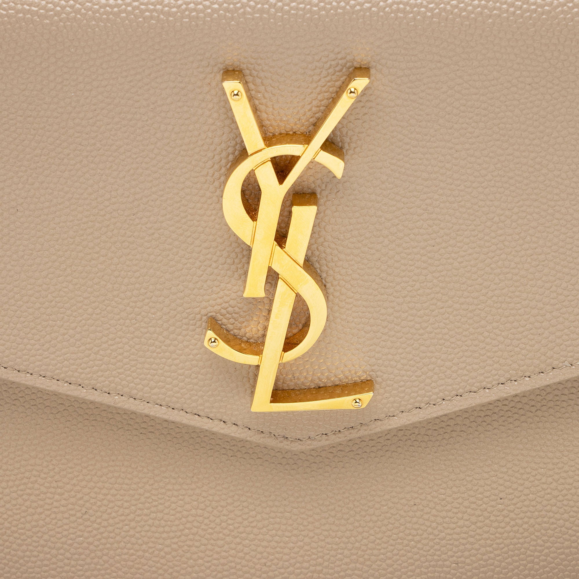 Saint Laurent Grain de Poudre Monogram Uptown Envelope Clutch (SHF-b2iDEy)