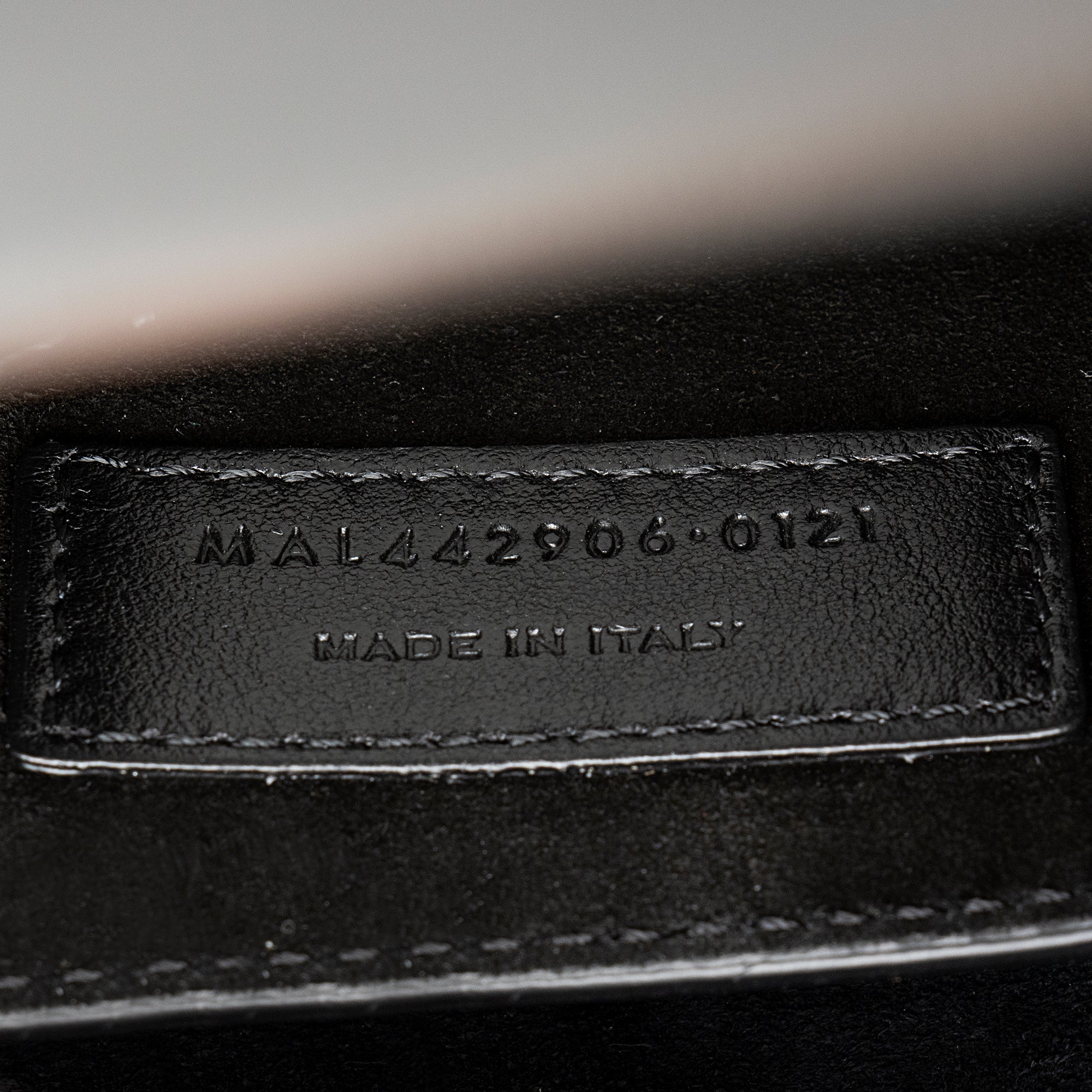 Saint Laurent Grained Calfskin Monogram Sunset Medium Shoulder Bag (SHF-23813)