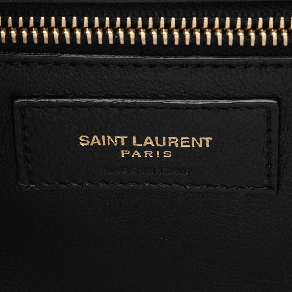 Saint Laurent Lambskin Monogram Gaby Chain Envelope Bag (SHF-KQUxzQ)